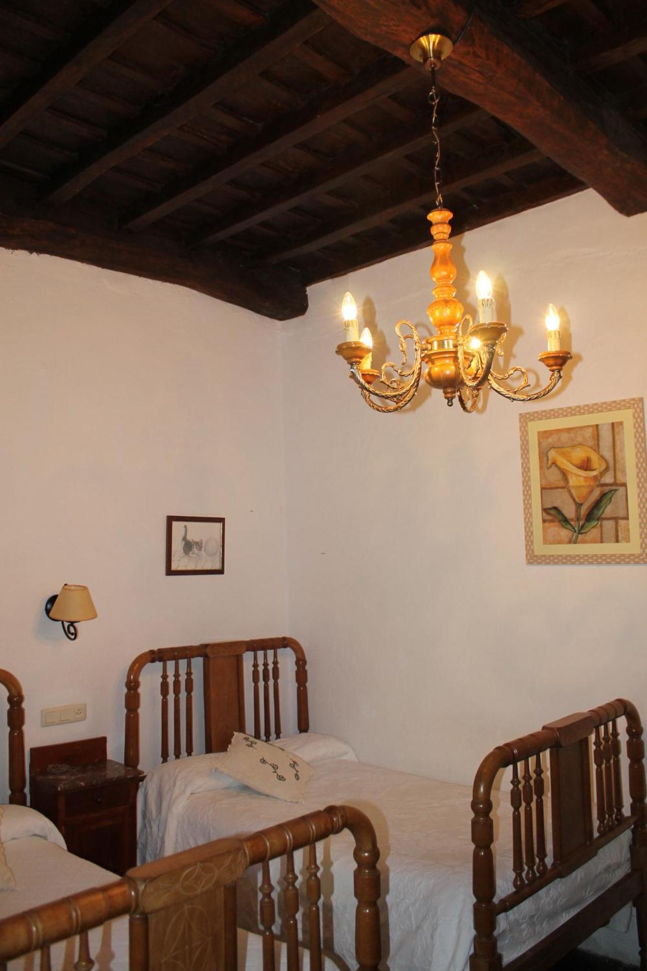 Hostal Casona de Treviño Cosgaya Exterior foto